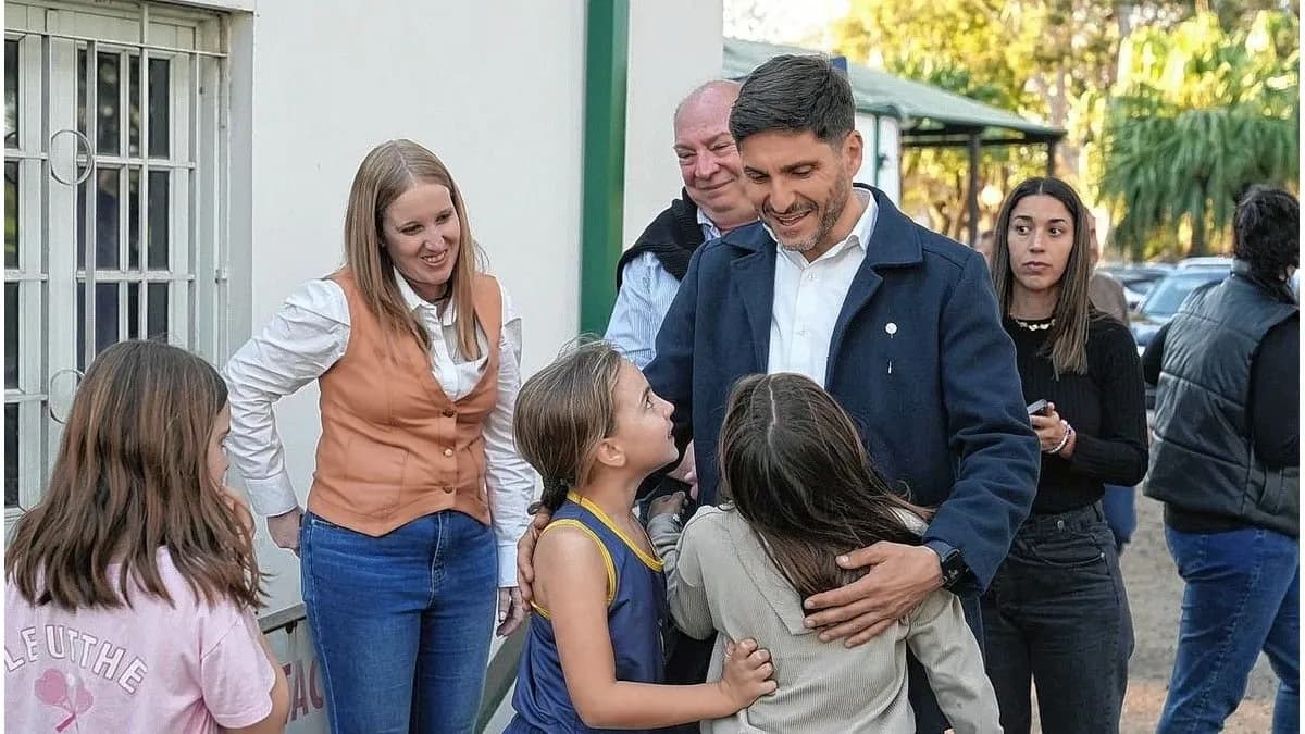 Juegos Suramericanos: el gobernador Pullaro recorrió obras en seis clubes de la ciudad - imagen de origen