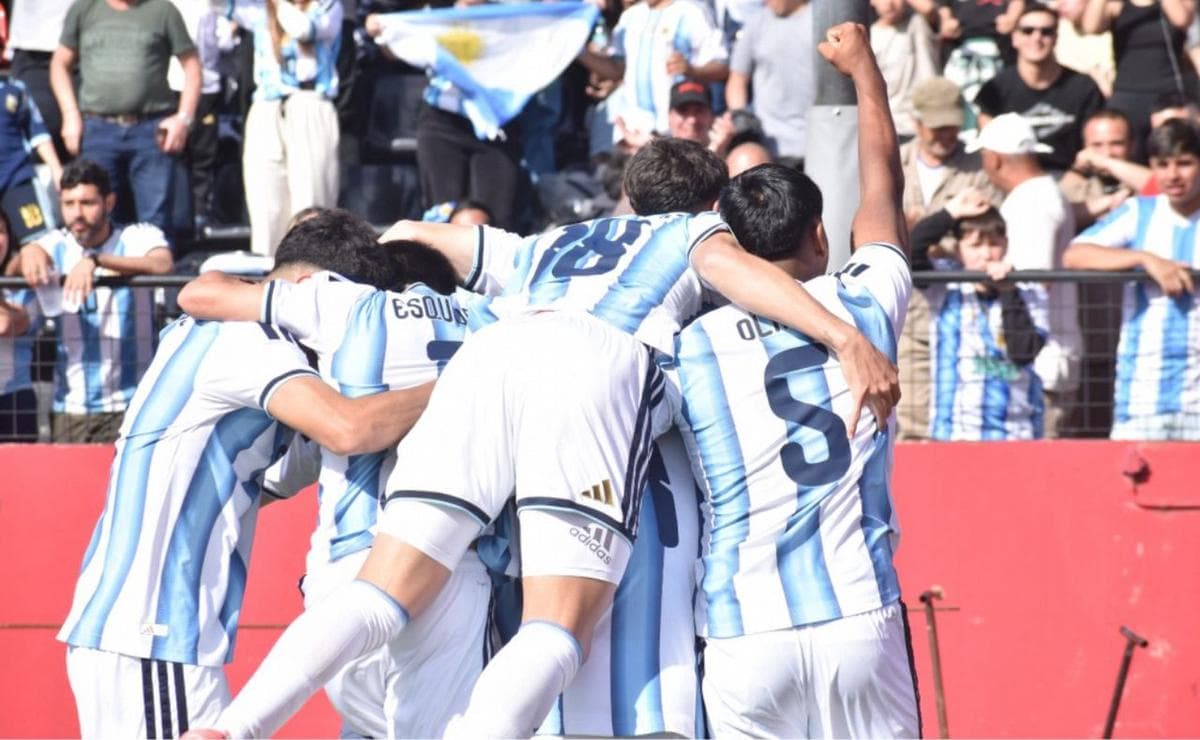 Argentina y Paraguay definen el oro ante una multitud en el Coloso - imagen de origen