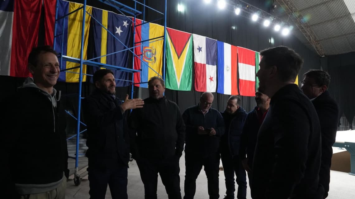 Pullaro habilitó obras en cinco clubes de Rosario que dejarán un legado tras los Juegos Suramericanos - imagen de origen