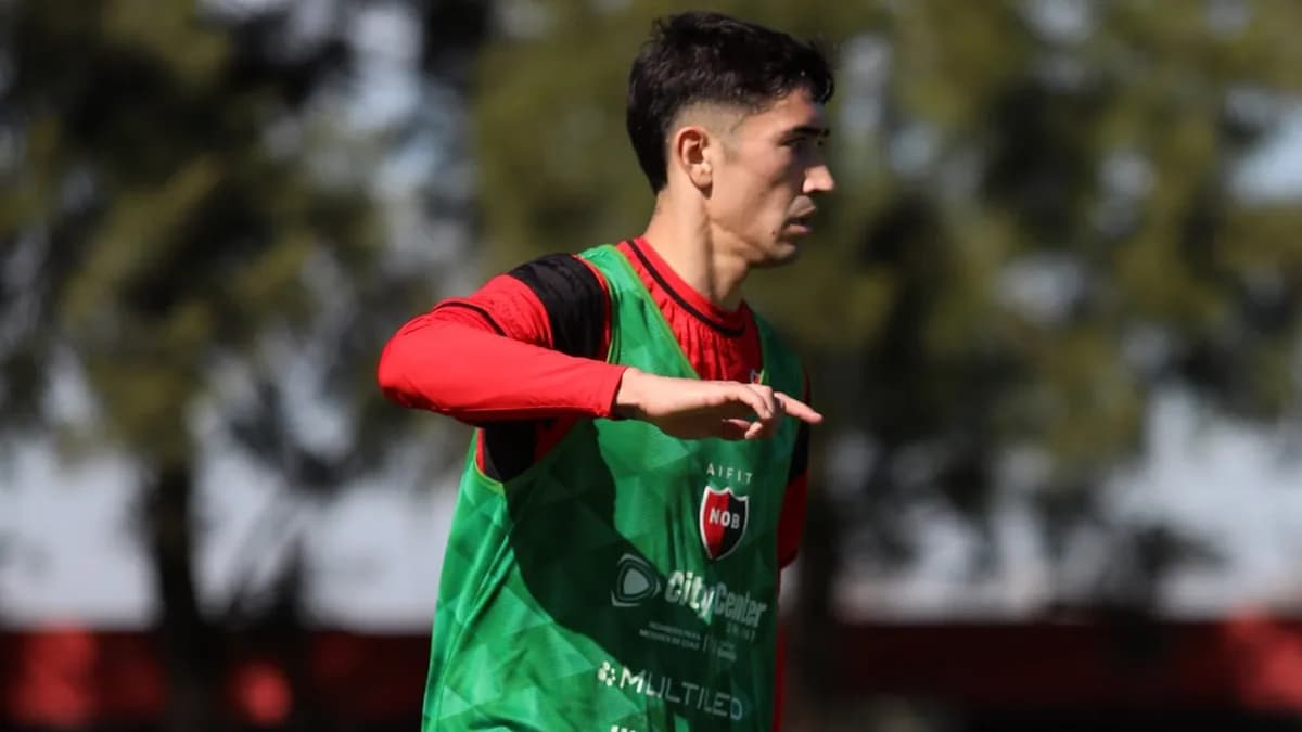 Newell's concentró para el clásico con el refuerzo Santiago Solari y el regreso de Walter Núñez - imagen de origen