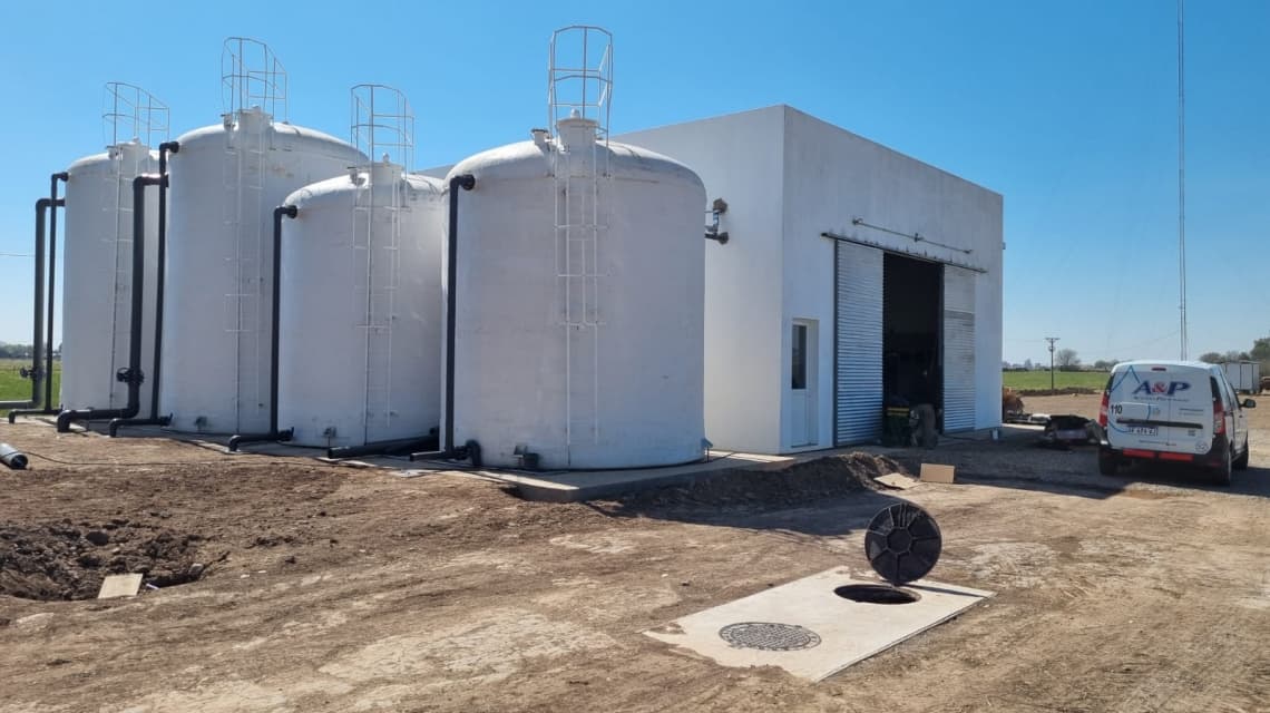 La gestión de Pullaro supera el 95 % de avance en el nuevo sistema de agua potable de Chañar Ladeado - imagen de origen
