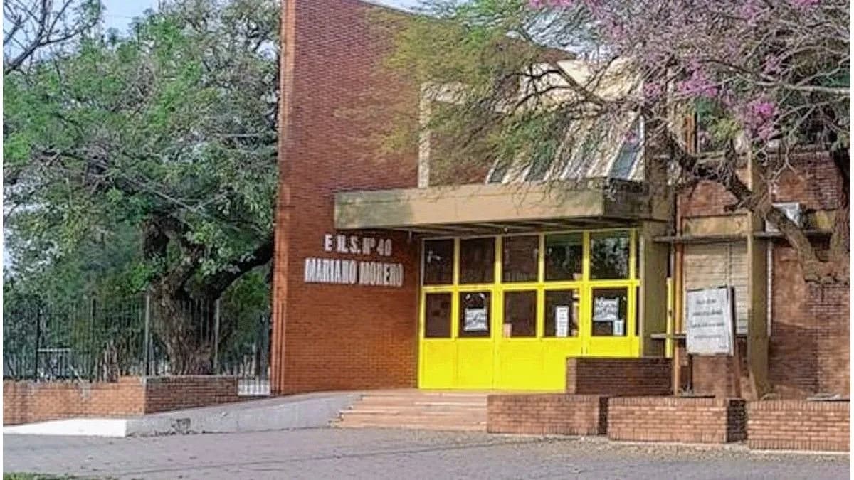 El saldo que dejó el drama y el pánico en San Cristóbal: ocho alumnos heridos y una chica de 17 años internada en Rafaela - imagen de origen