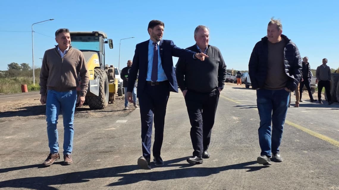 San Cristóbal: Pullaro inauguró la pavimentación del acceso al jardín de infantes de la Escuela Normal Nº 40 - imagen de origen