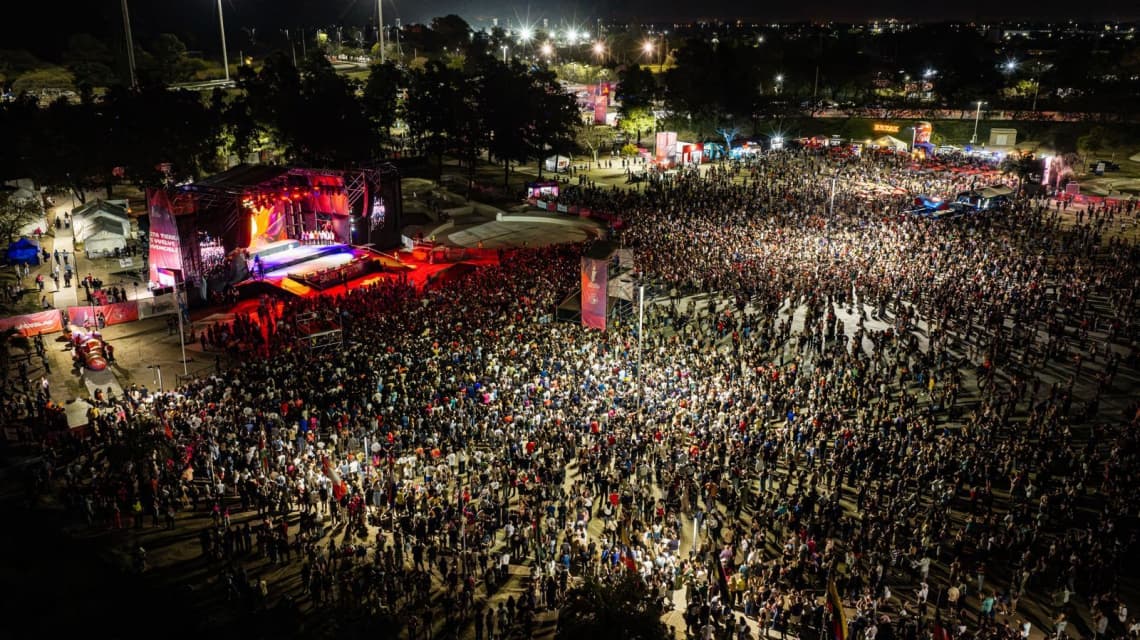 Juegos Suramericanos 2026: más de 100 mil personas participaron de la fiesta del cierre en Santa Fe - imagen de origen