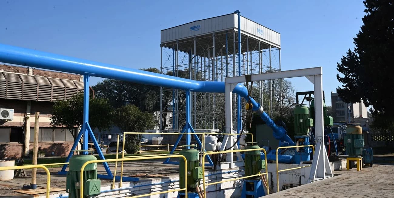 Se restableció el servicio de agua potable en la ciudad de Santa Fe - imagen de origen