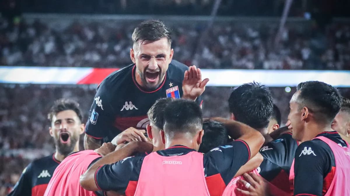 Estudiantes se reforzó con un ex-Newell's para afrontar la triple competencia - imagen de origen