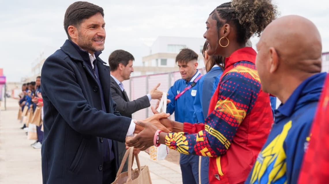 Juegos Suramericanos: Pullaro inauguró la villa deportiva de Rafaela y dio la bienvenida a los atletas - imagen de origen