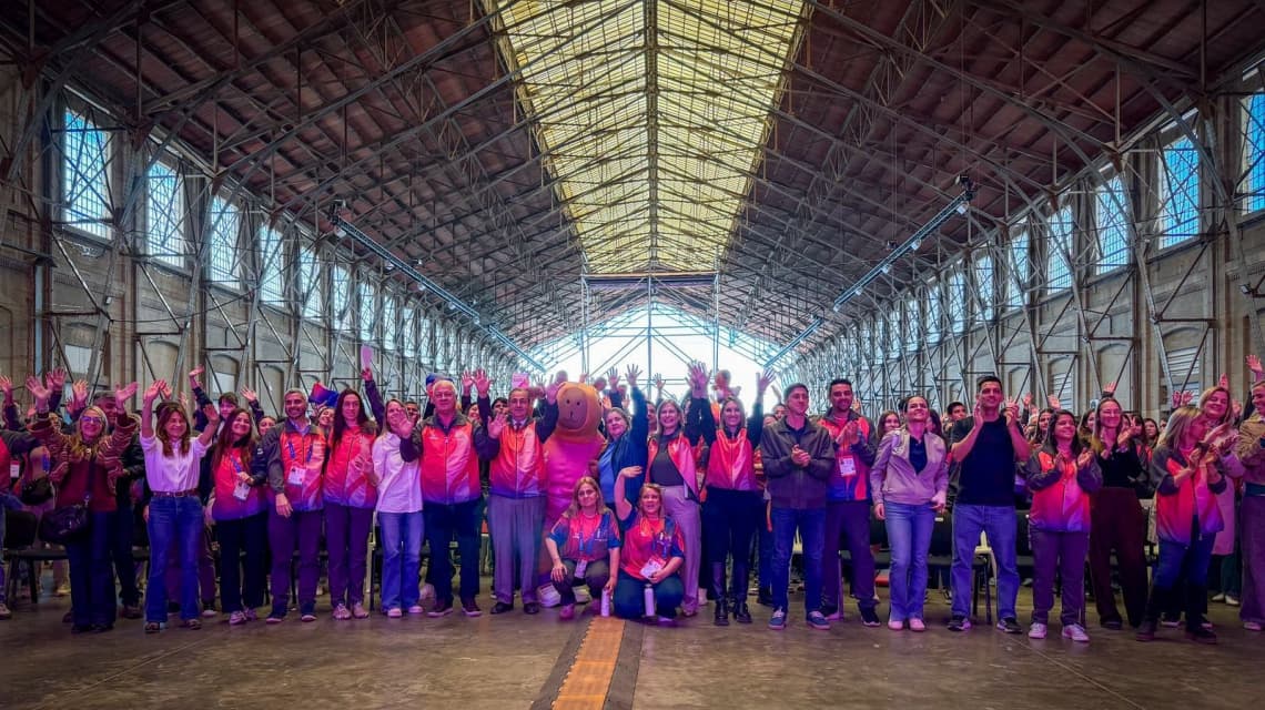 Juegos Suramericanos: Santa Fe dio la bienvenida y entregó los kits a los voluntarios - imagen de origen