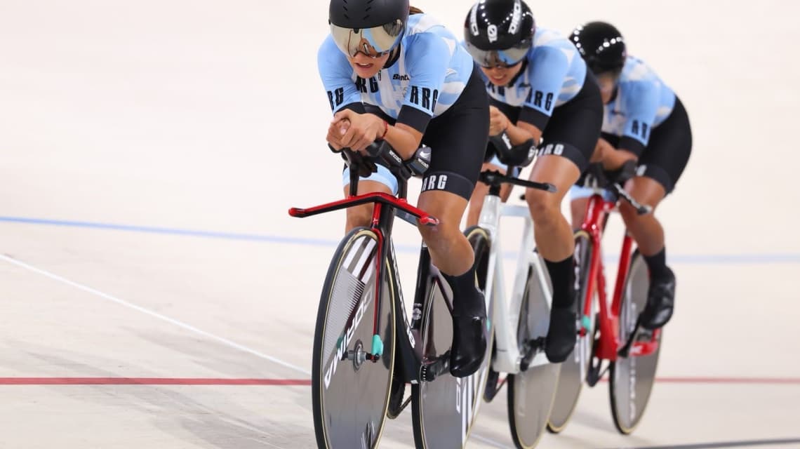 Mariana Pajón elogia el Invencible Velódromo de Rafaela: “Ojalá tuviéramos algo así en Colombia” - imagen de origen