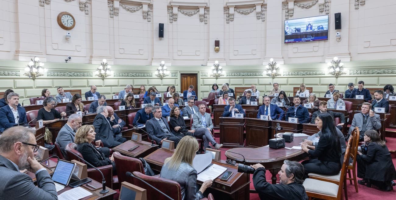 Aprueban los once pliegos de fiscales - imagen de origen